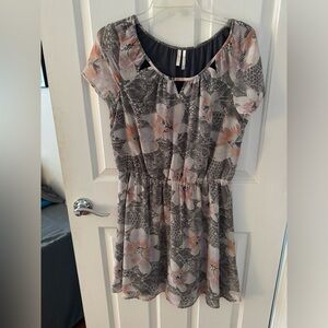 Gray and Pink Dress (L, Frenchi)